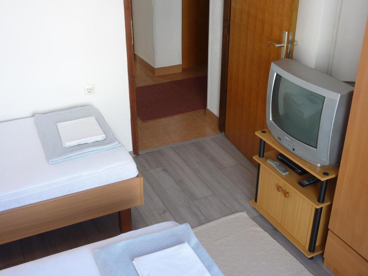 Three bedroom apartment&studio - Apartments Ždrijac - AE1020 Nin Buitenkant foto